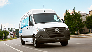 The Mercedes-Benz Sprinter. Room for the biggest ambitions.