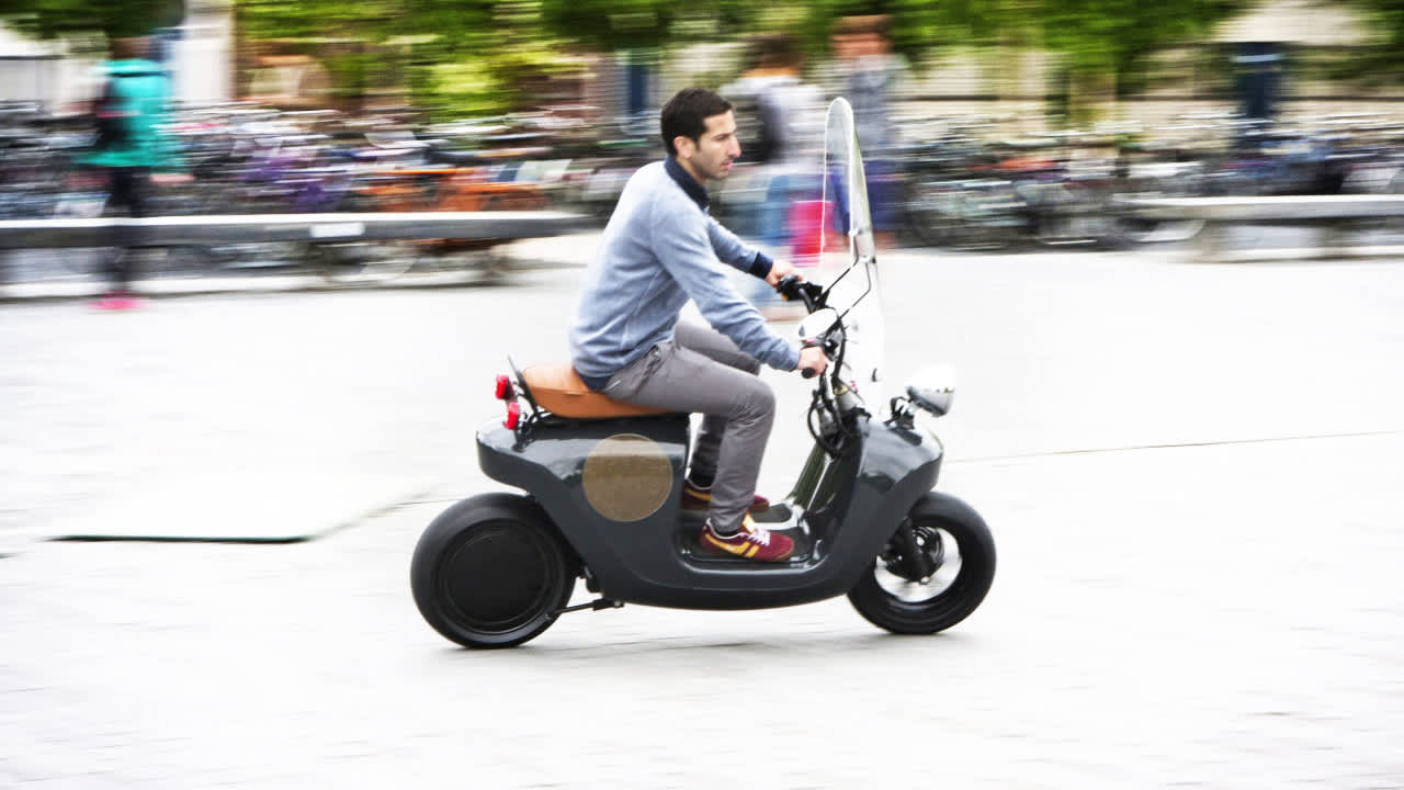 This Smokin’ New Scooter Is Made With Hemp