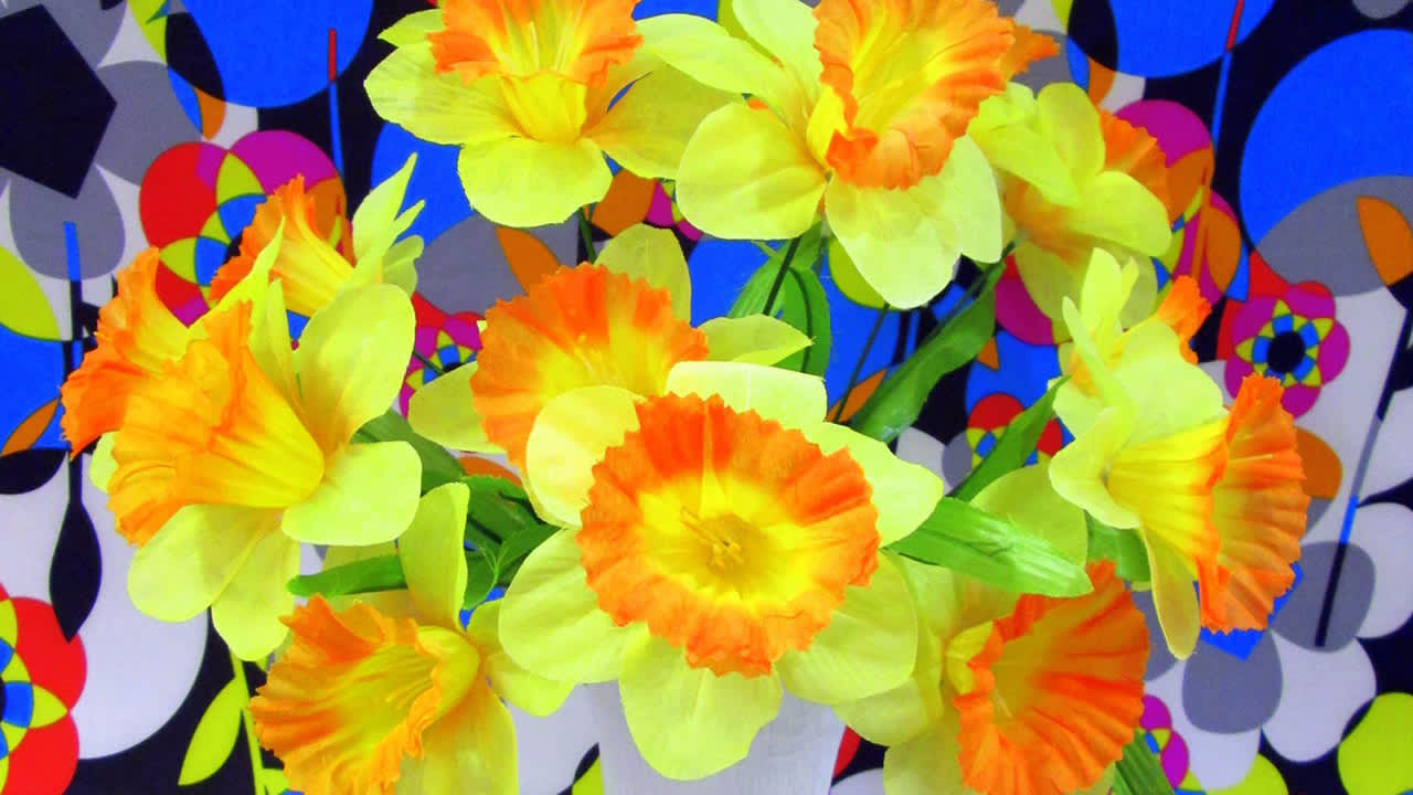 Fakes Flowers From 99Cent Stores Turned Into Dazzling Psychedelic Images