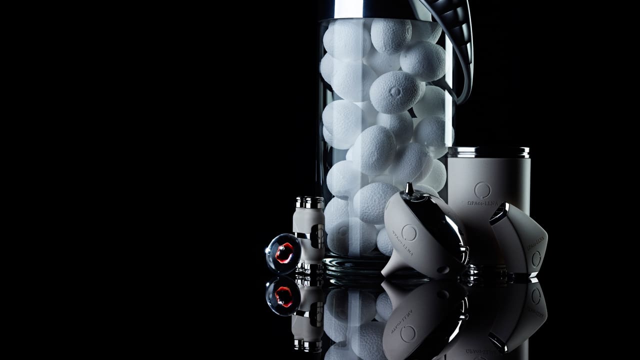 The Water Bottle Of The Future A System That Keeps You From