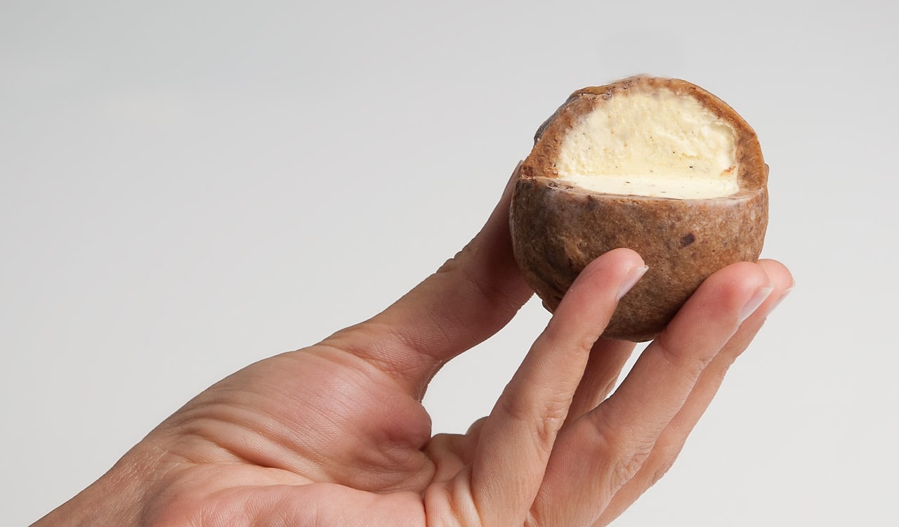 A Package You Can Eat, To Prevent Plastic Pollution