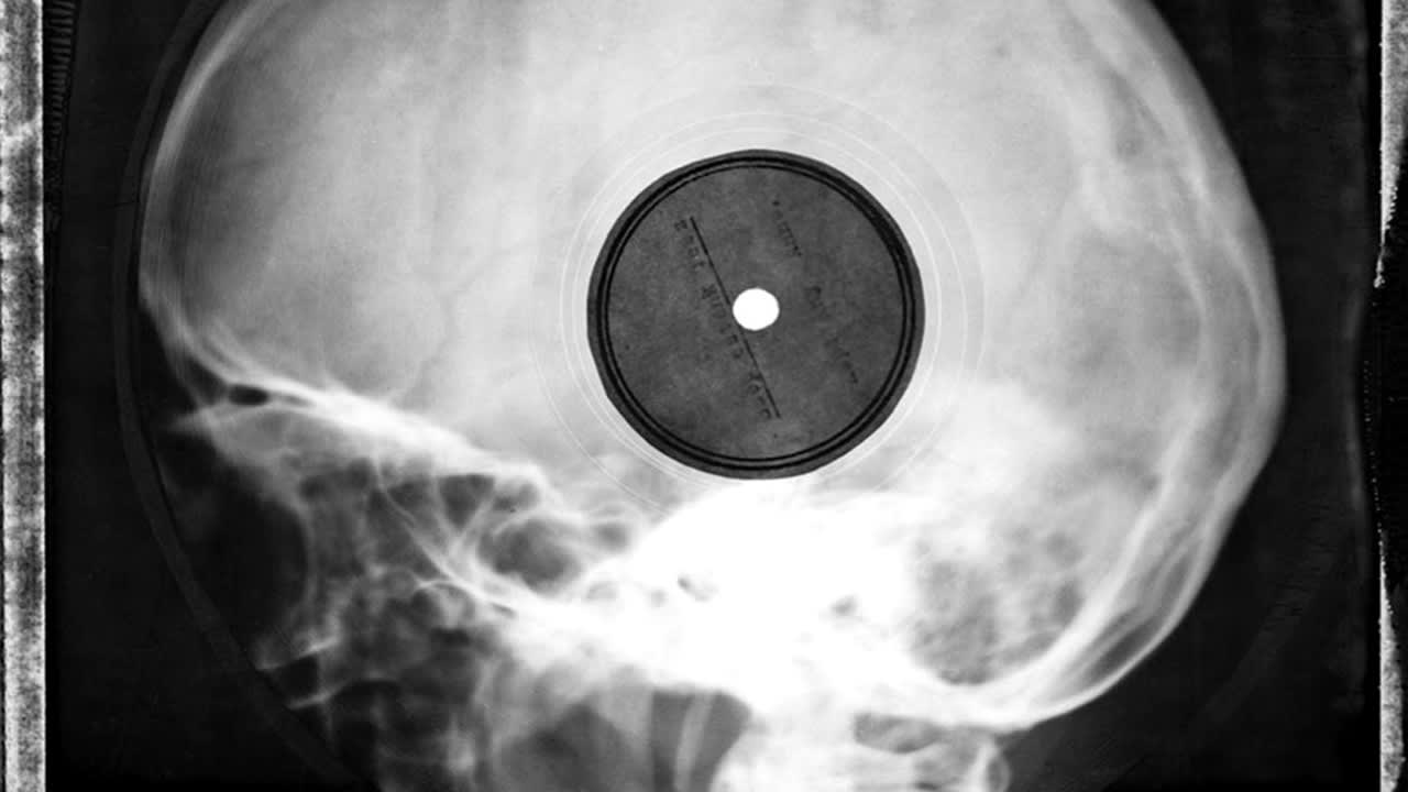 How Soviet Hipsters Saved Rock ‘N’ Roll With X-Ray Records - Where ...