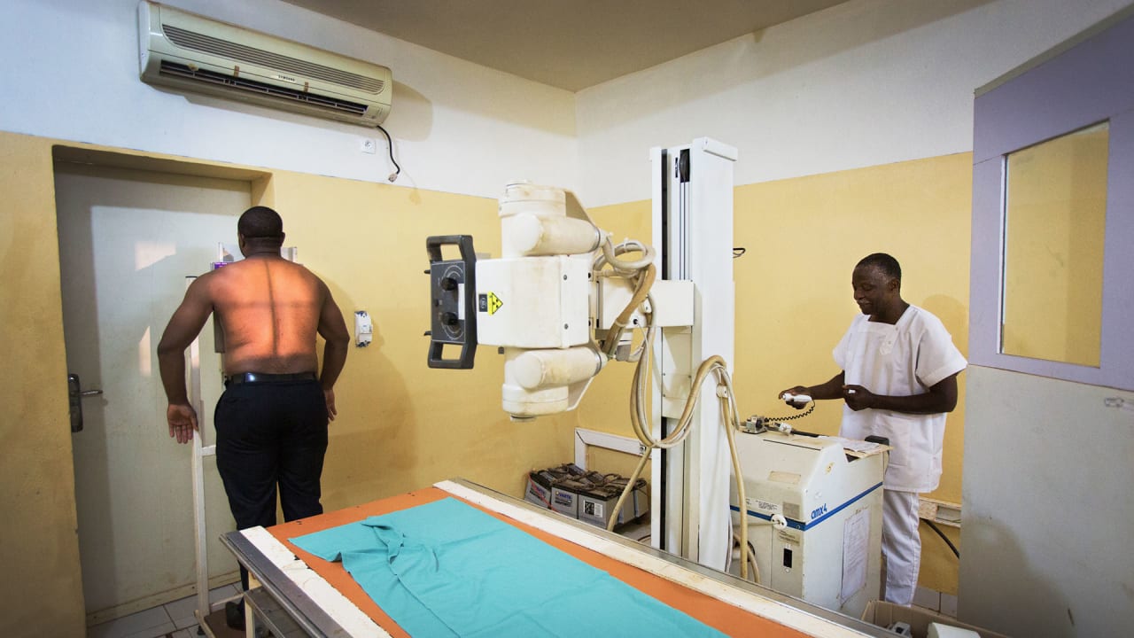 A LowCost XRay Machine That Works In Places Where It Gets Really