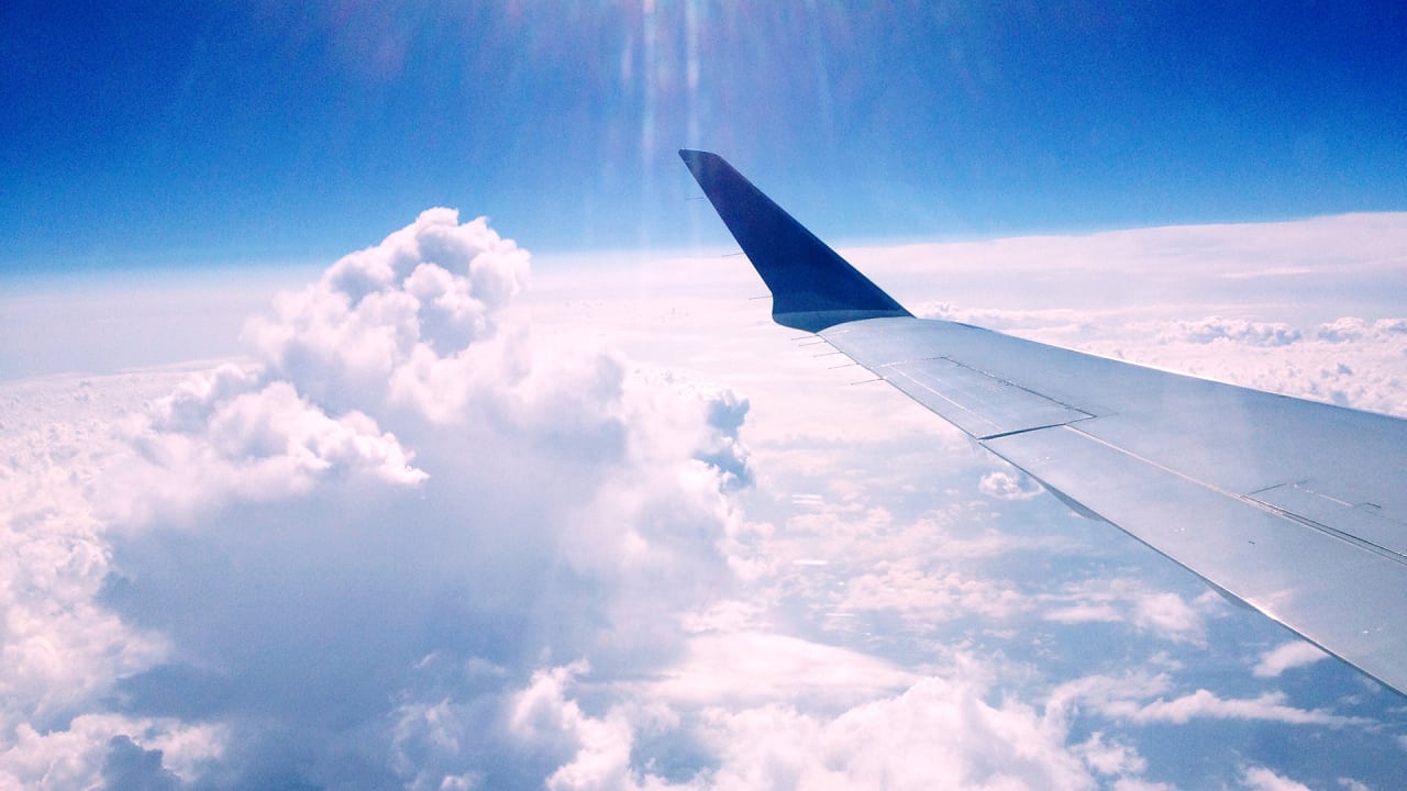 5 Great Free Apps For Coping With Day-Long Airline Travel