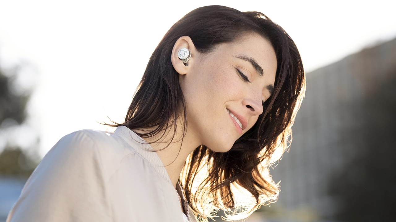 The $4.5 Billion Wearables Market That Apple And Others Are Clambering To Corner